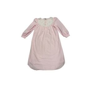 Baby Pink 50’s Vintage Nightgown. Rose Embroidered. Cotton.
